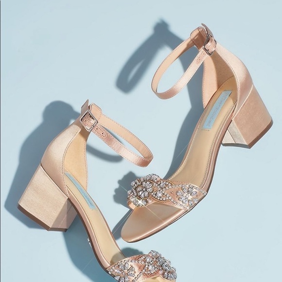 Light Pink Block High Heel with crystals strap - Picture 2 of 8